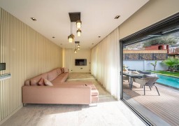 Premium Silver Villa Antalya